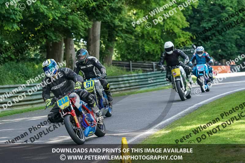 cadwell no limits trackday;cadwell park;cadwell park photographs;cadwell trackday photographs;enduro digital images;event digital images;eventdigitalimages;no limits trackdays;peter wileman photography;racing digital images;trackday digital images;trackday photos